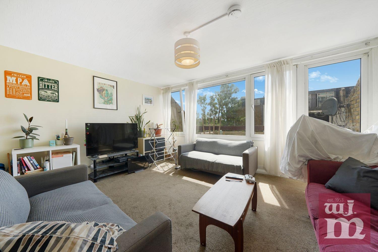 3 bed property in St Stephens Road, Bow, Bow